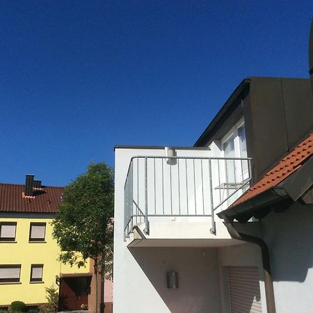 Studio Ochsenfurt Mit Sonnigem Balkon Экстерьер фото