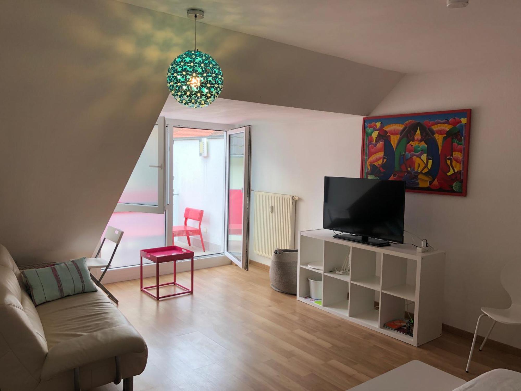 Studio Ochsenfurt Mit Sonnigem Balkon Экстерьер фото