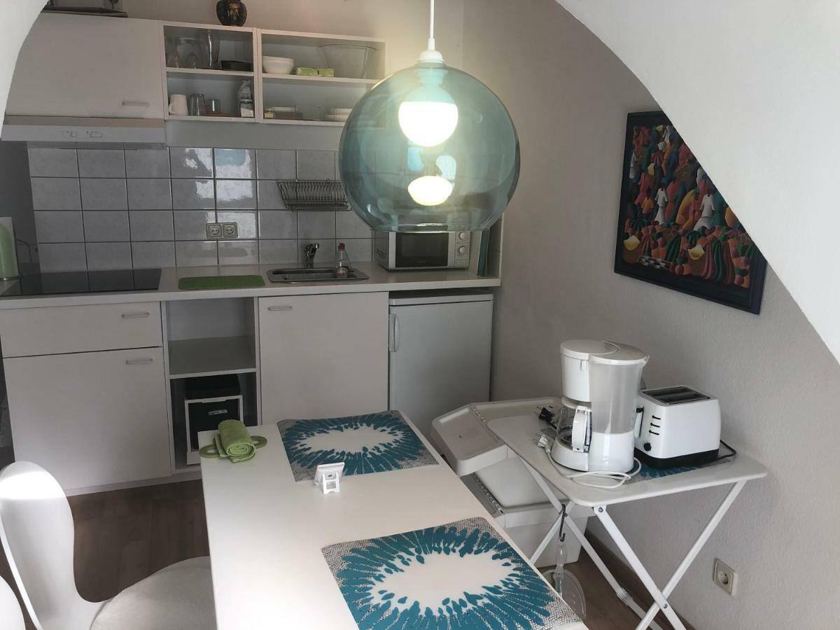 Studio Ochsenfurt Mit Sonnigem Balkon Экстерьер фото
